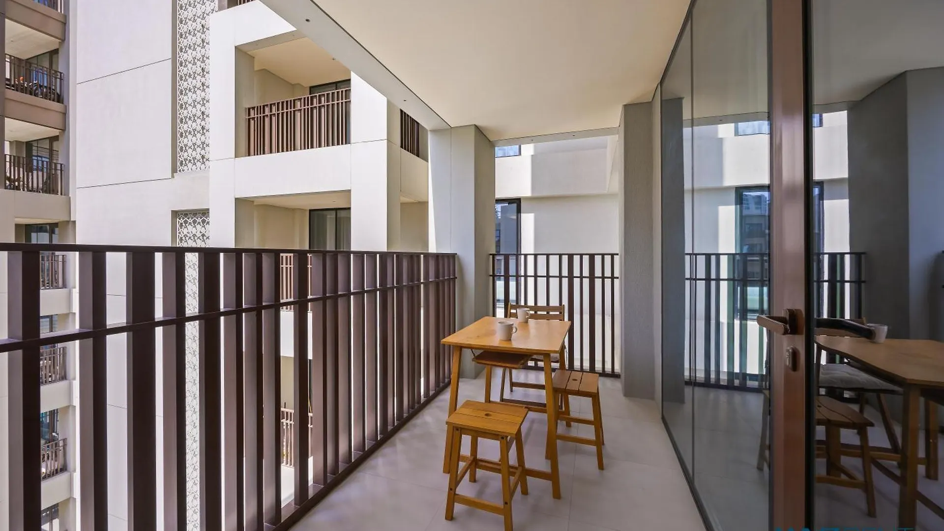 Pink Panther Soft Glam 1Br In Surf 2-Creek Beach Dubai Lejlighed