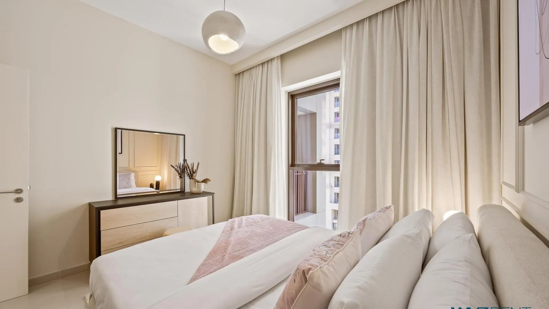 Pink Panther Soft Glam 1Br In Surf 2-Creek Beach Dubai