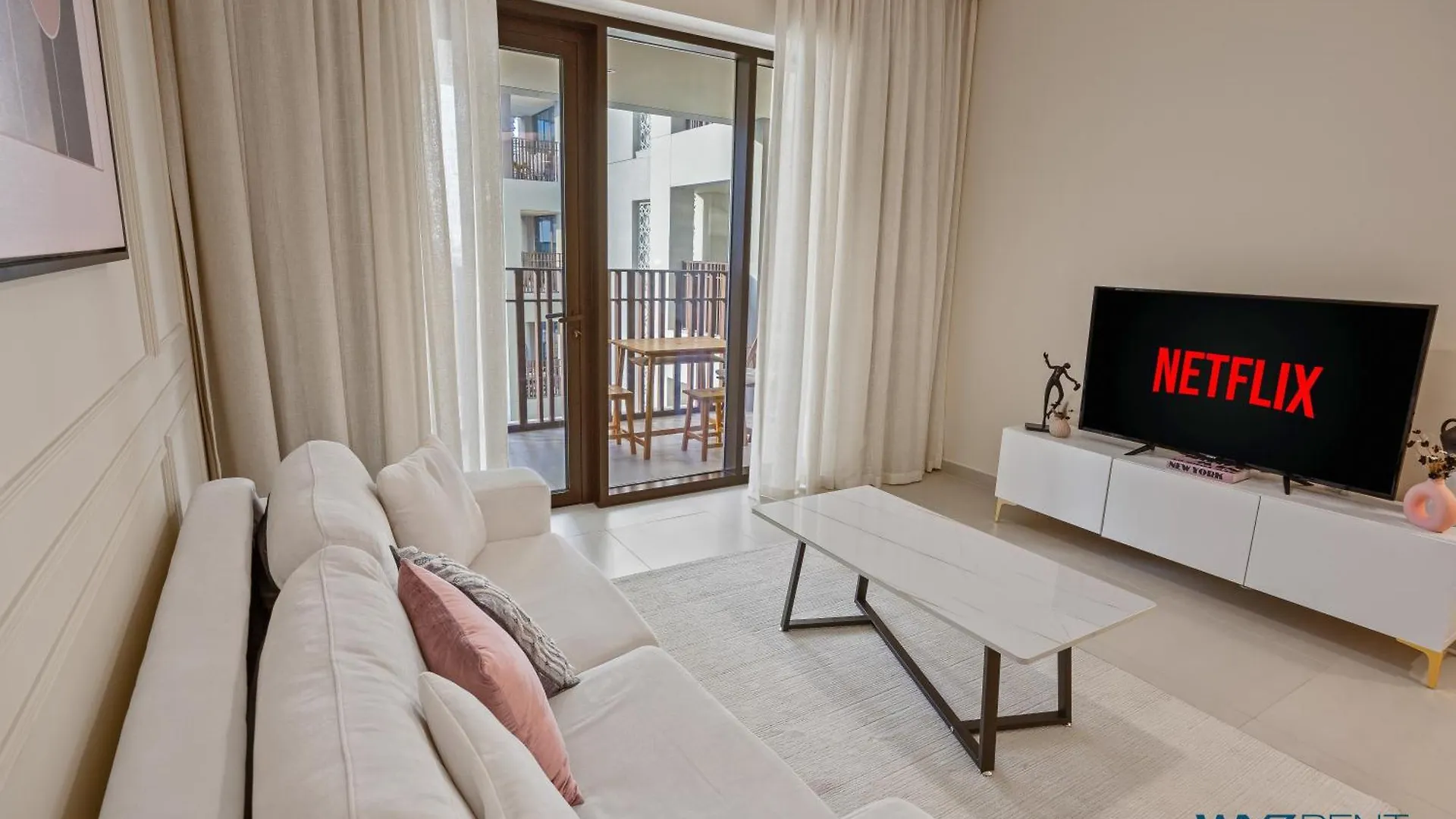 Pink Panther Soft Glam 1Br In Surf 2-Creek Beach Dubai United Arab Emirates